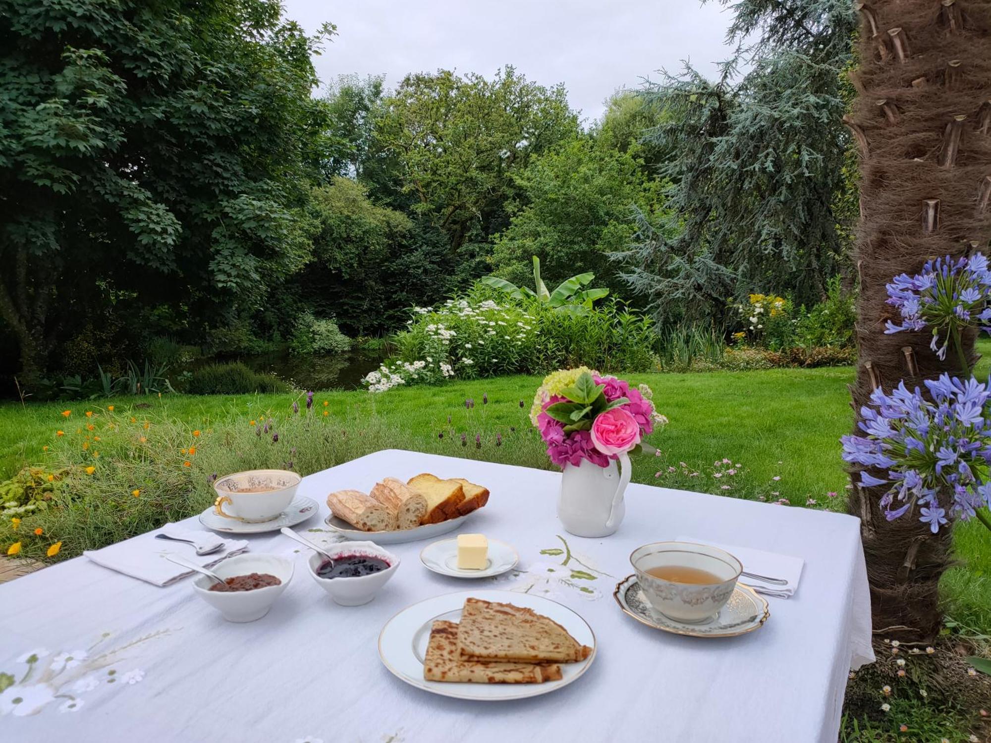 Chez Sophie Bed and Breakfast Plescop Buitenkant foto